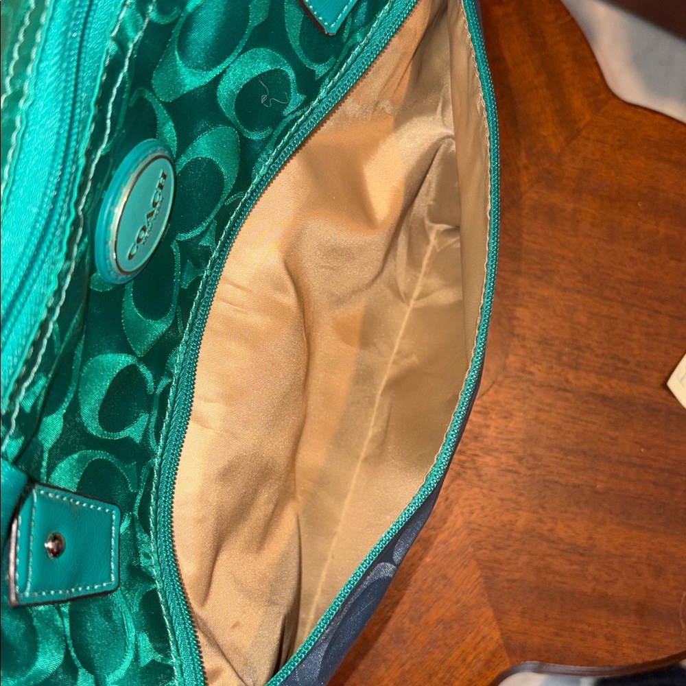 Coach Signature monogram Tote HD nylon teal light blue large shoulder bag EUC - Picture 15 of 17
